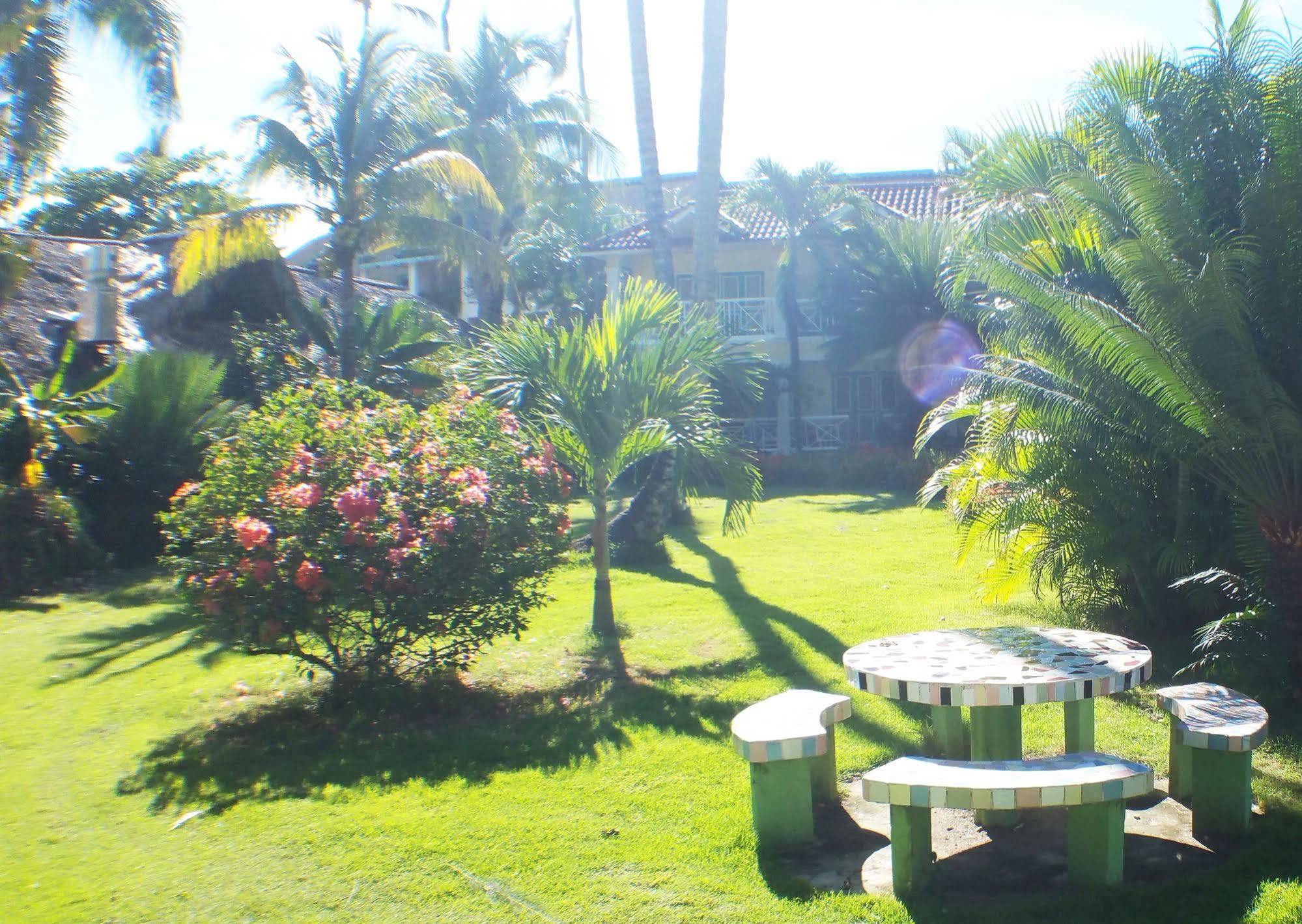 Hotel Los Pinos Las Terrenas Εξωτερικό φωτογραφία